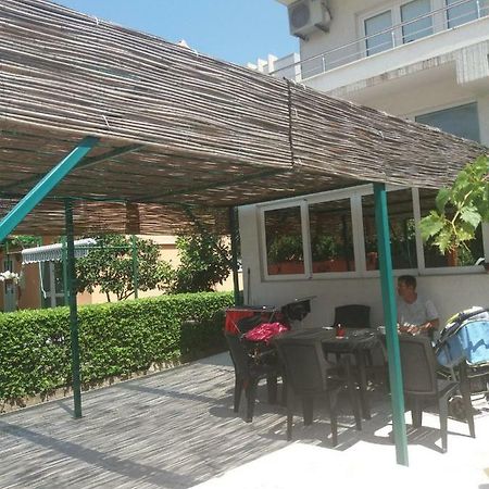 Mona&Mike Apartments Tivat Dış mekan fotoğraf