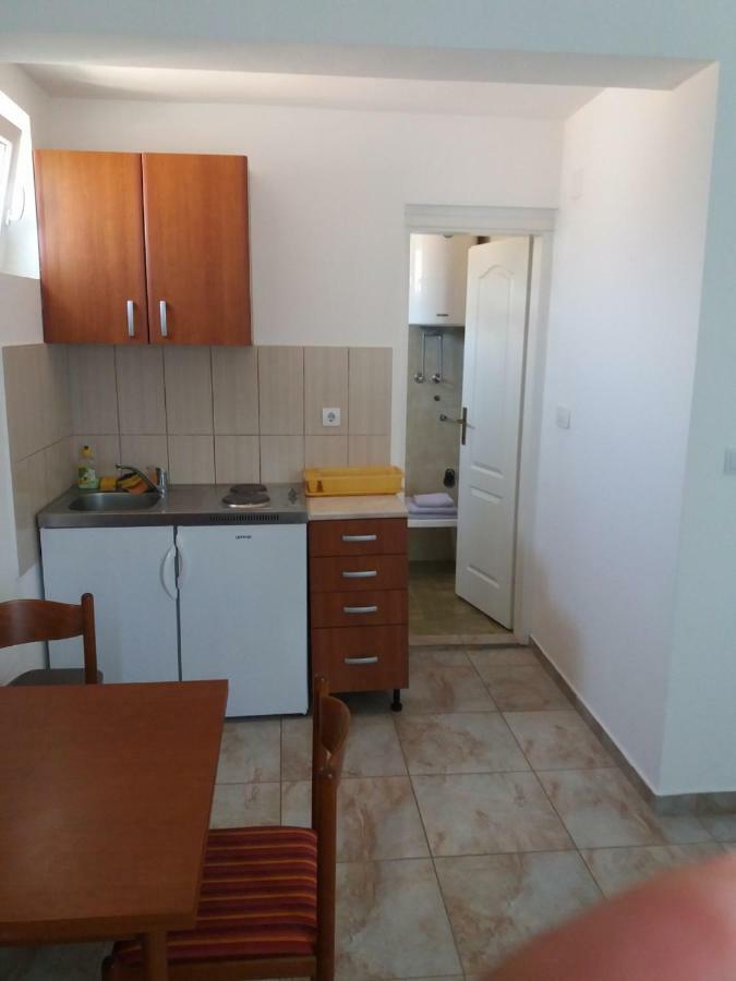 Mona&Mike Apartments Tivat Dış mekan fotoğraf