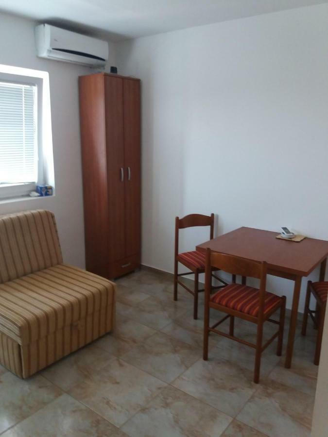 Mona&Mike Apartments Tivat Dış mekan fotoğraf