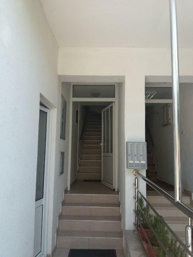 Mona&Mike Apartments Tivat Dış mekan fotoğraf