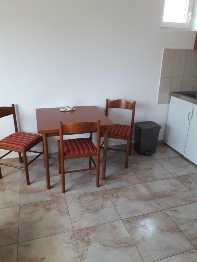Mona&Mike Apartments Tivat Dış mekan fotoğraf